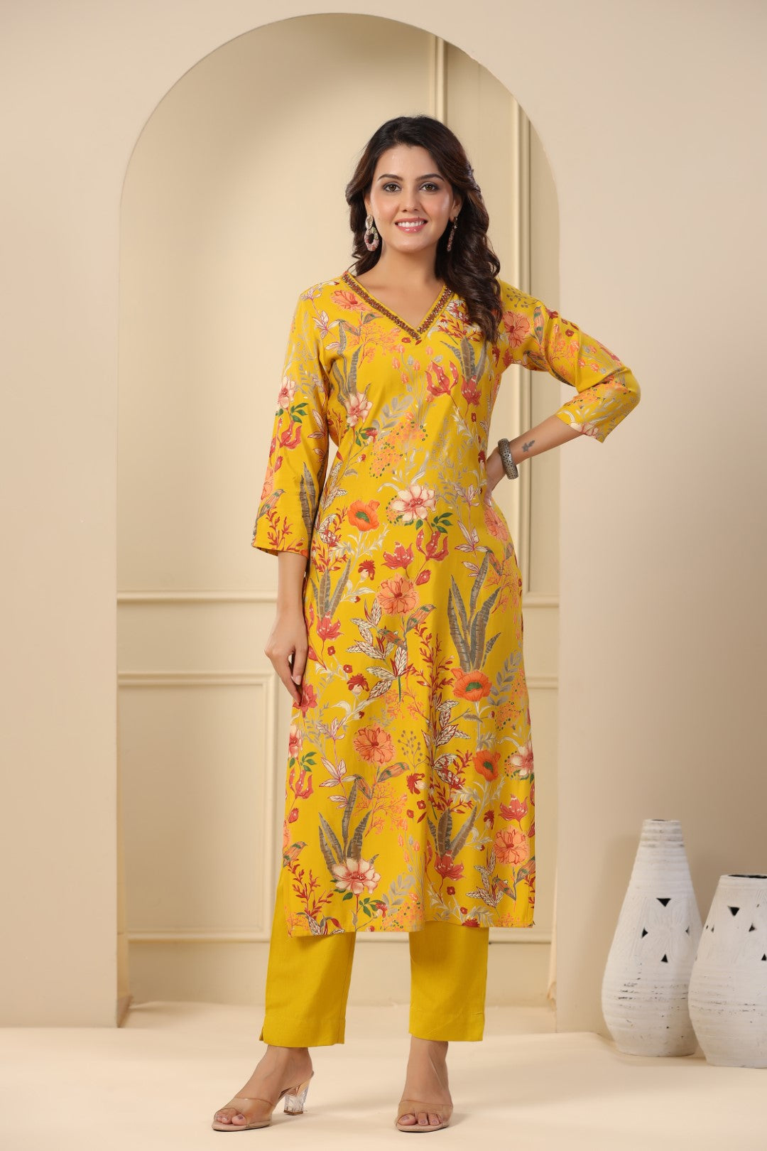 Muslin Cutdana Kurta Pant Set